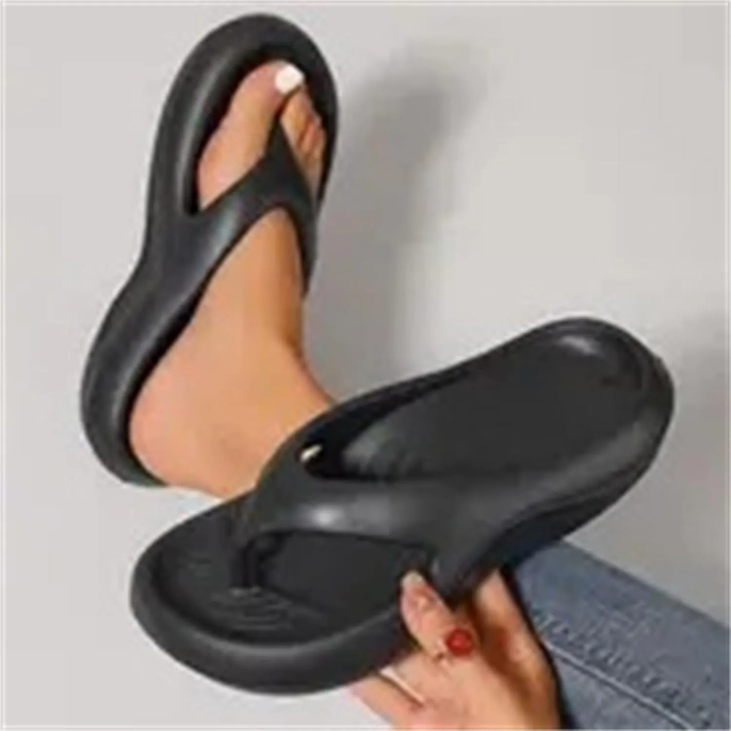 Canbebig Flip Flops for Women Ultra Soft Arch Support Sandals Non-Slip Shower Bathroom Beach Slides Lightweight Summer Beach Shoes Thong Flip Flops