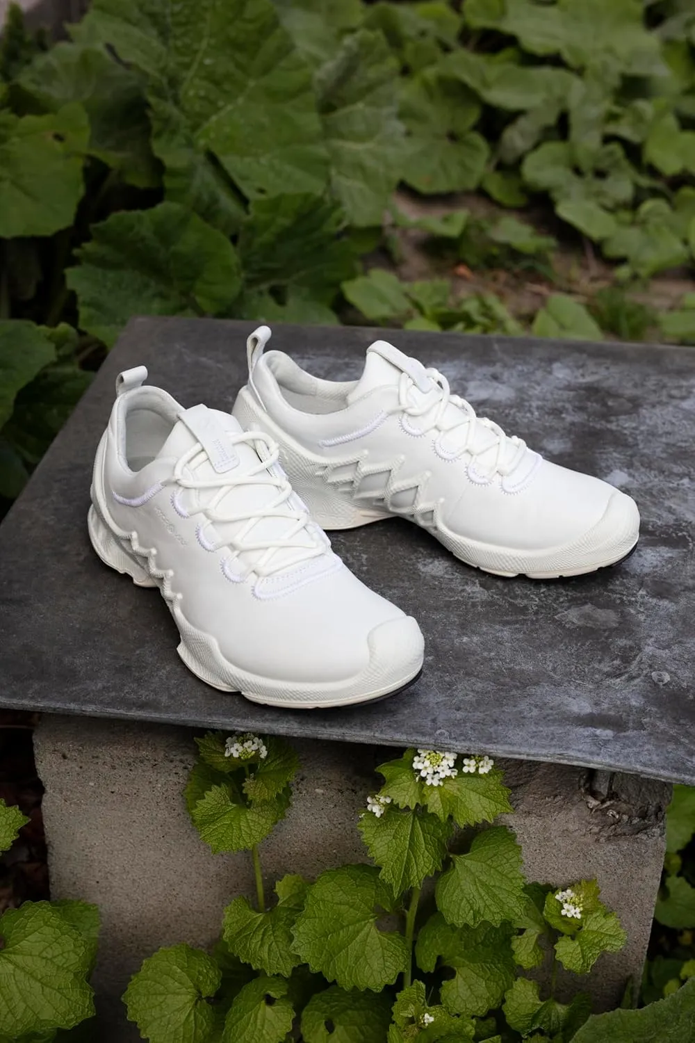 ECCO Women's Biom Aex Water-Resistant Sneaker