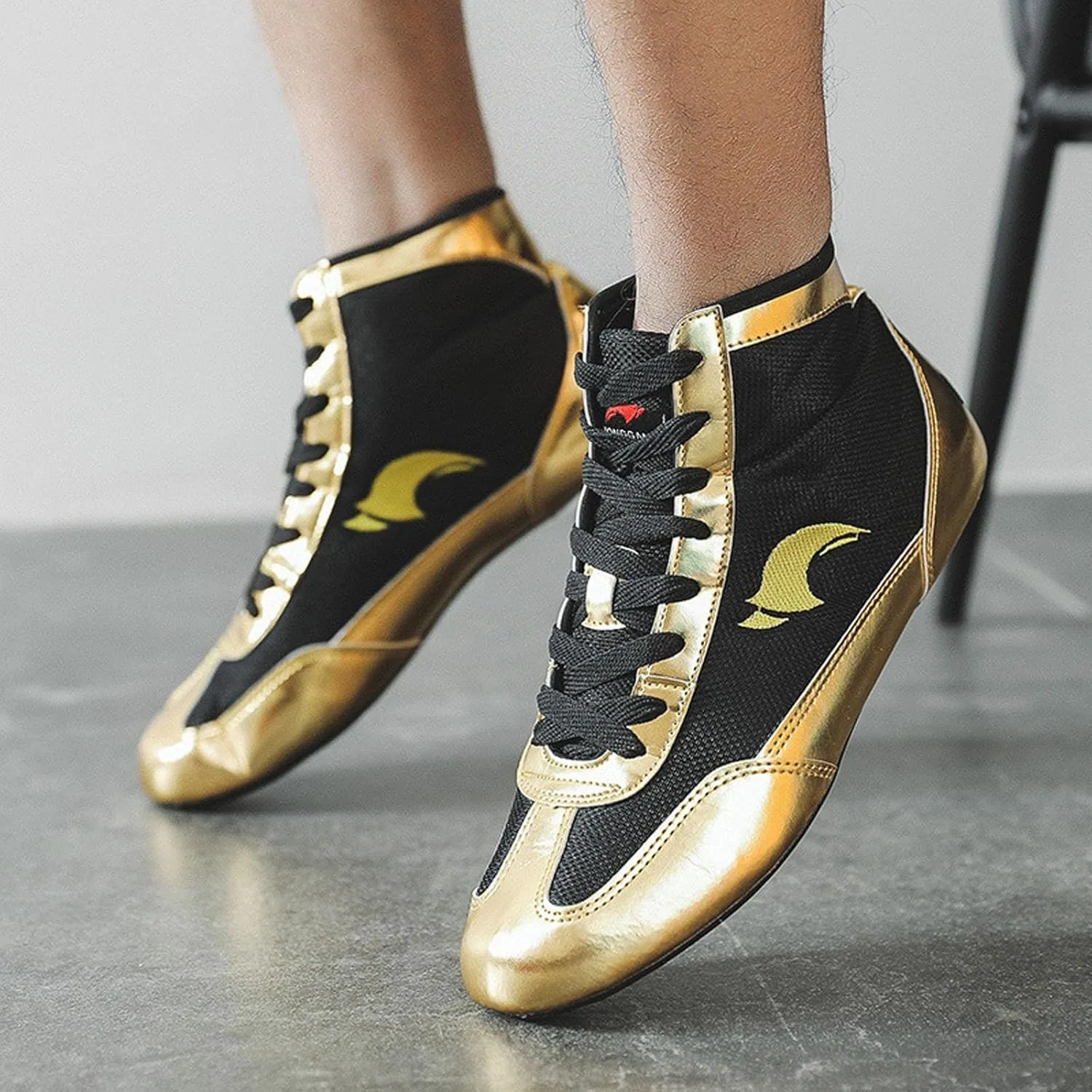 Kids School Wrestling Shoes Boys Girls Boxing Shoes Fitness Sneakers High Top Wrestling Training Shoes Boots Anti