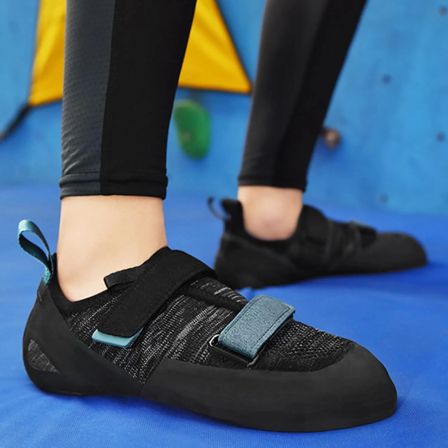 Mens Indoor Climbing Shoes, Non Slip Rock Climbing Sneakers Fashion Bouldering Training Shoes for Men Beginners