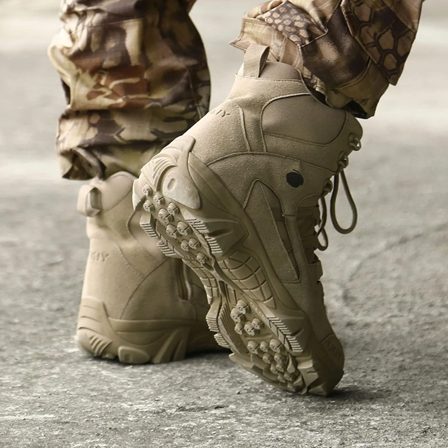 Men's Military Tactical Boots Outdoor Mountaineering Trekking Commando Tactical Boots Backpacking Boots Combat Boots