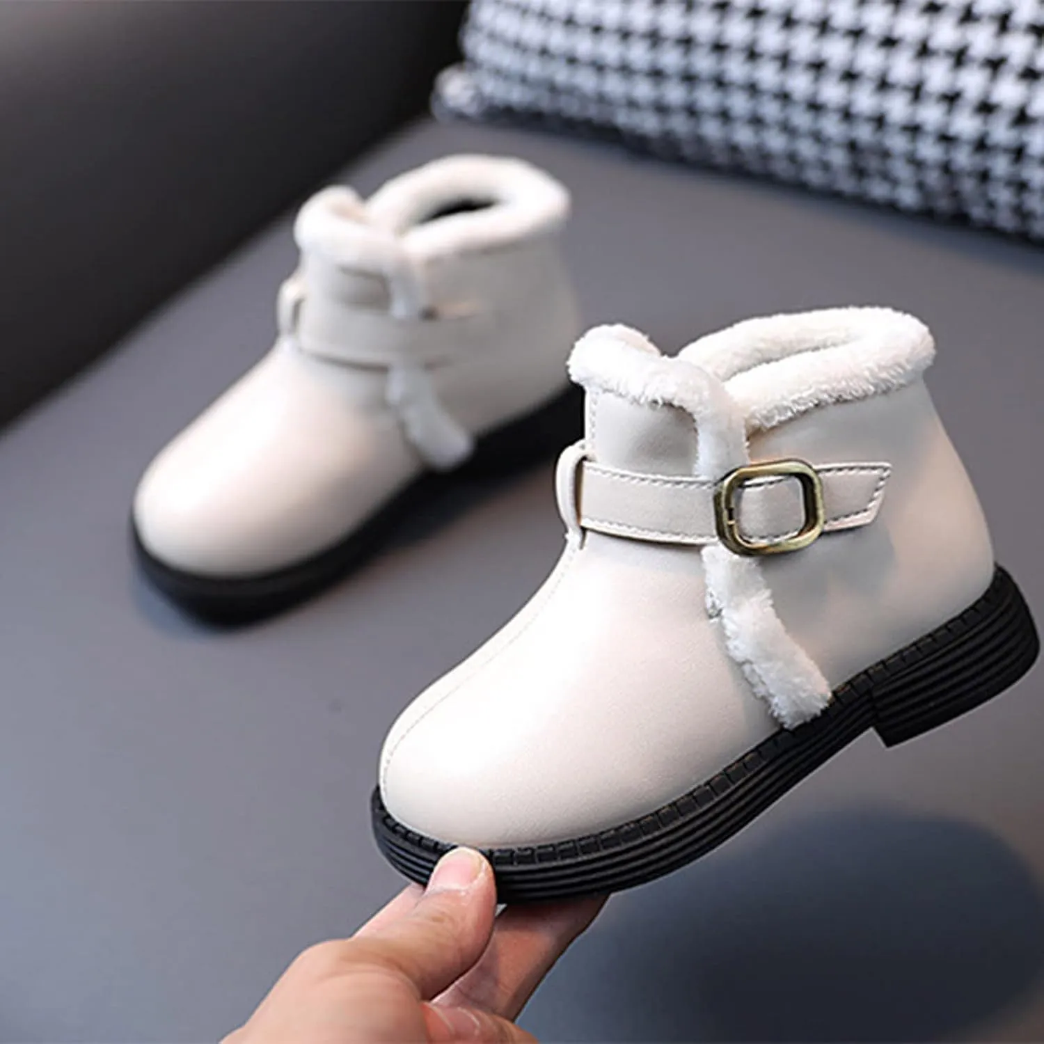 Toddler Winter Shoes Little Girls Winter Boots Fleece Lined Warm Ankle Snow Boots Anti-Slip Comfort Dress Shoes