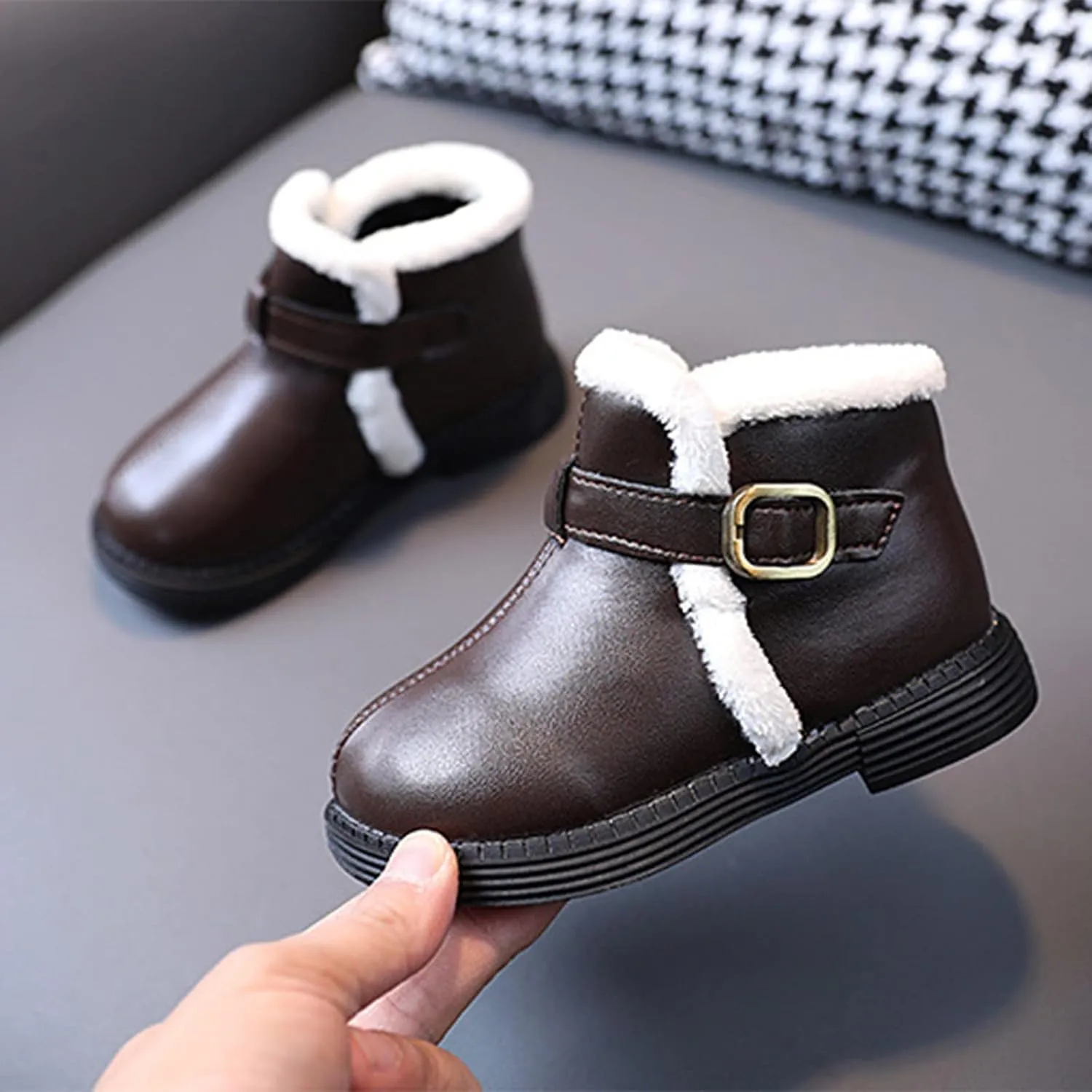 Toddler Winter Shoes Little Girls Winter Boots Fleece Lined Warm Ankle Snow Boots Anti-Slip Comfort Dress Shoes