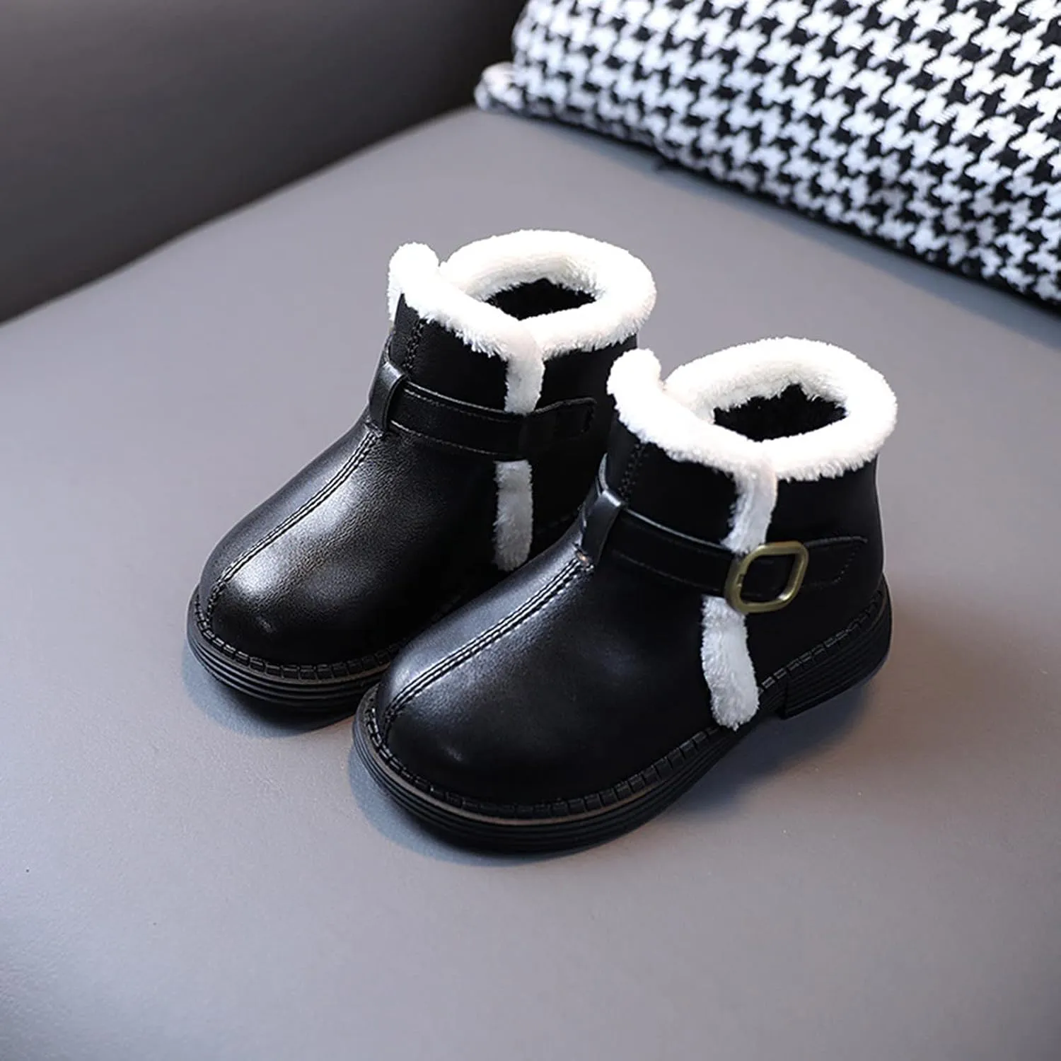 Toddler Winter Shoes Little Girls Winter Boots Fleece Lined Warm Ankle Snow Boots Anti-Slip Comfort Dress Shoes