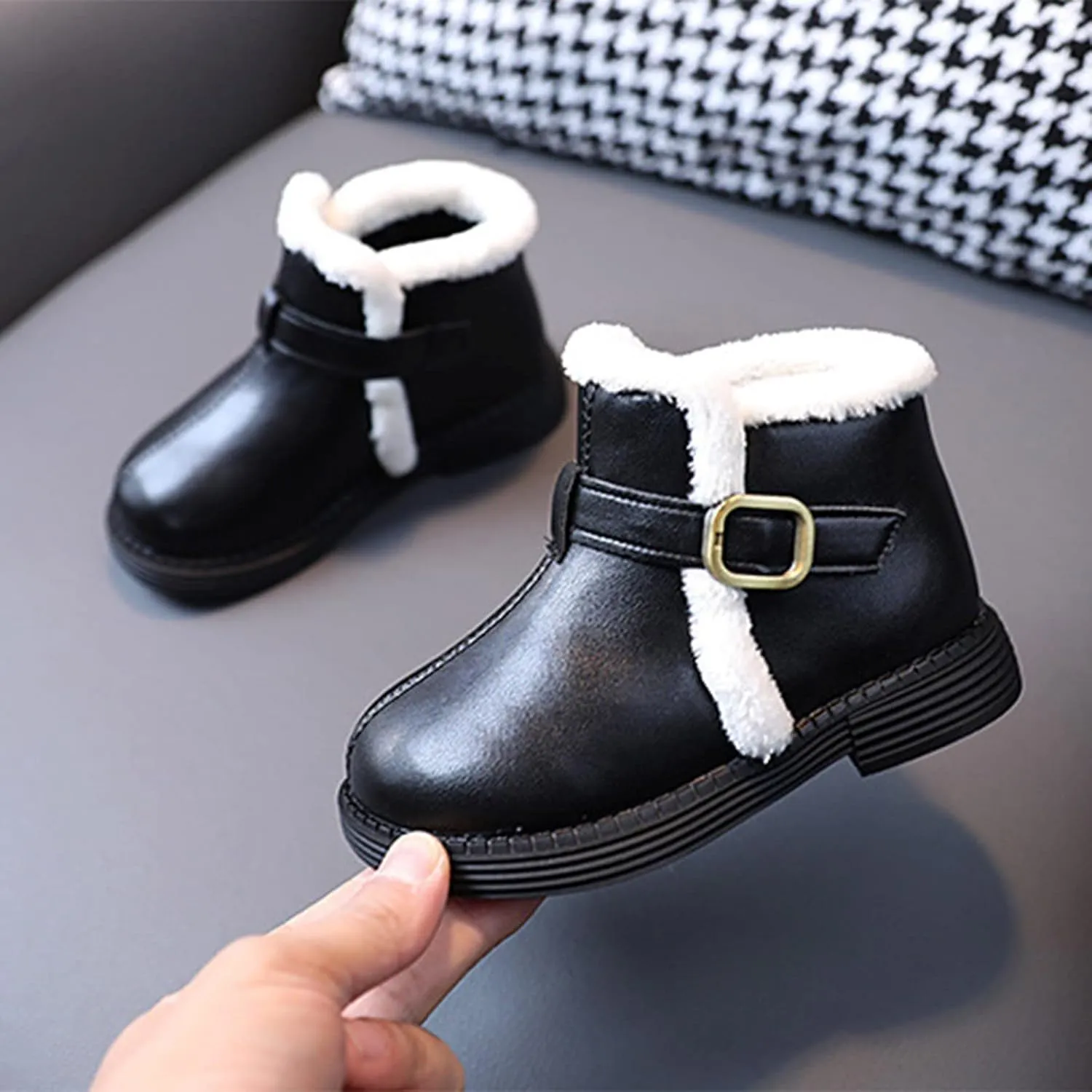 Toddler Winter Shoes Little Girls Winter Boots Fleece Lined Warm Ankle Snow Boots Anti-Slip Comfort Dress Shoes