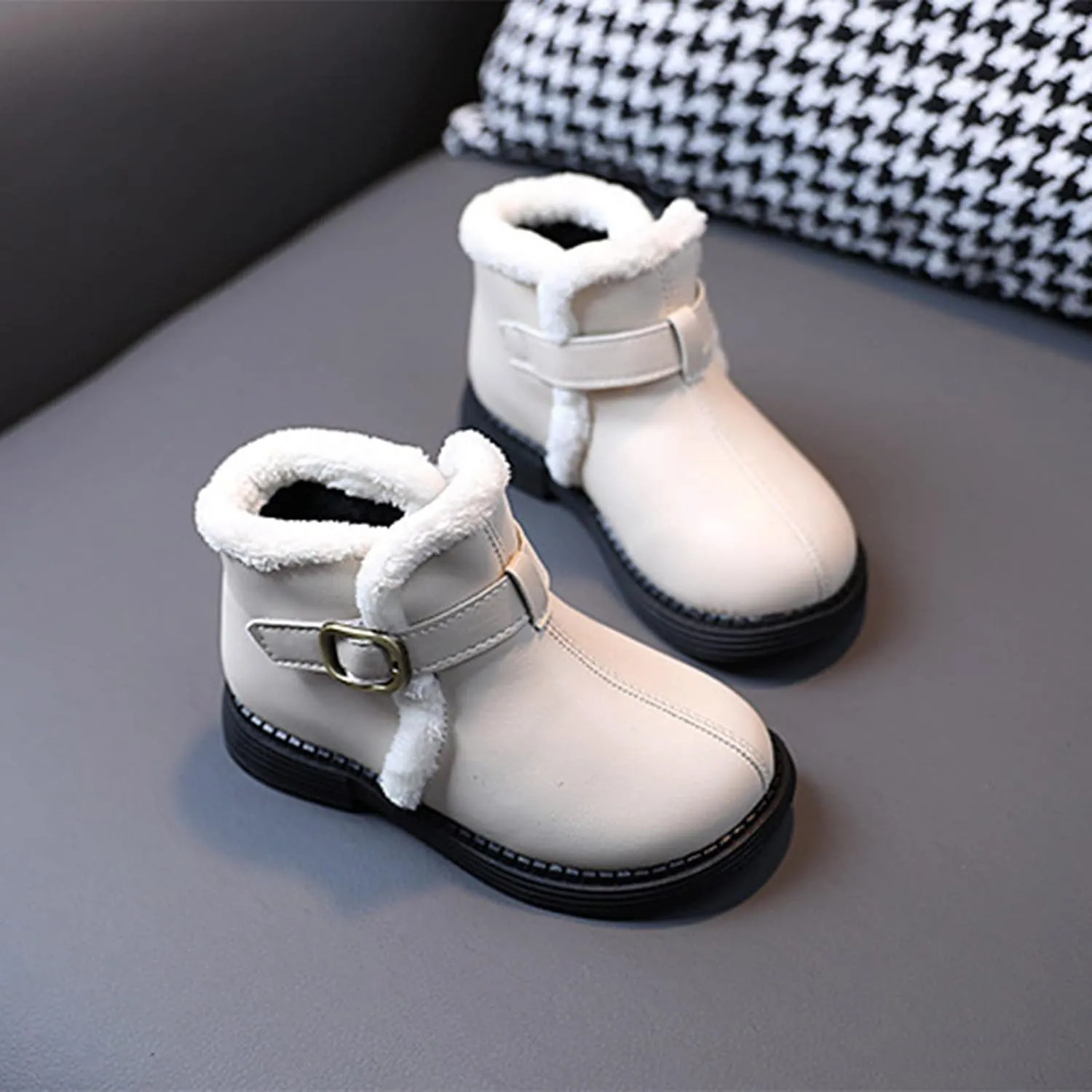 Toddler Winter Shoes Little Girls Winter Boots Fleece Lined Warm Ankle Snow Boots Anti-Slip Comfort Dress Shoes