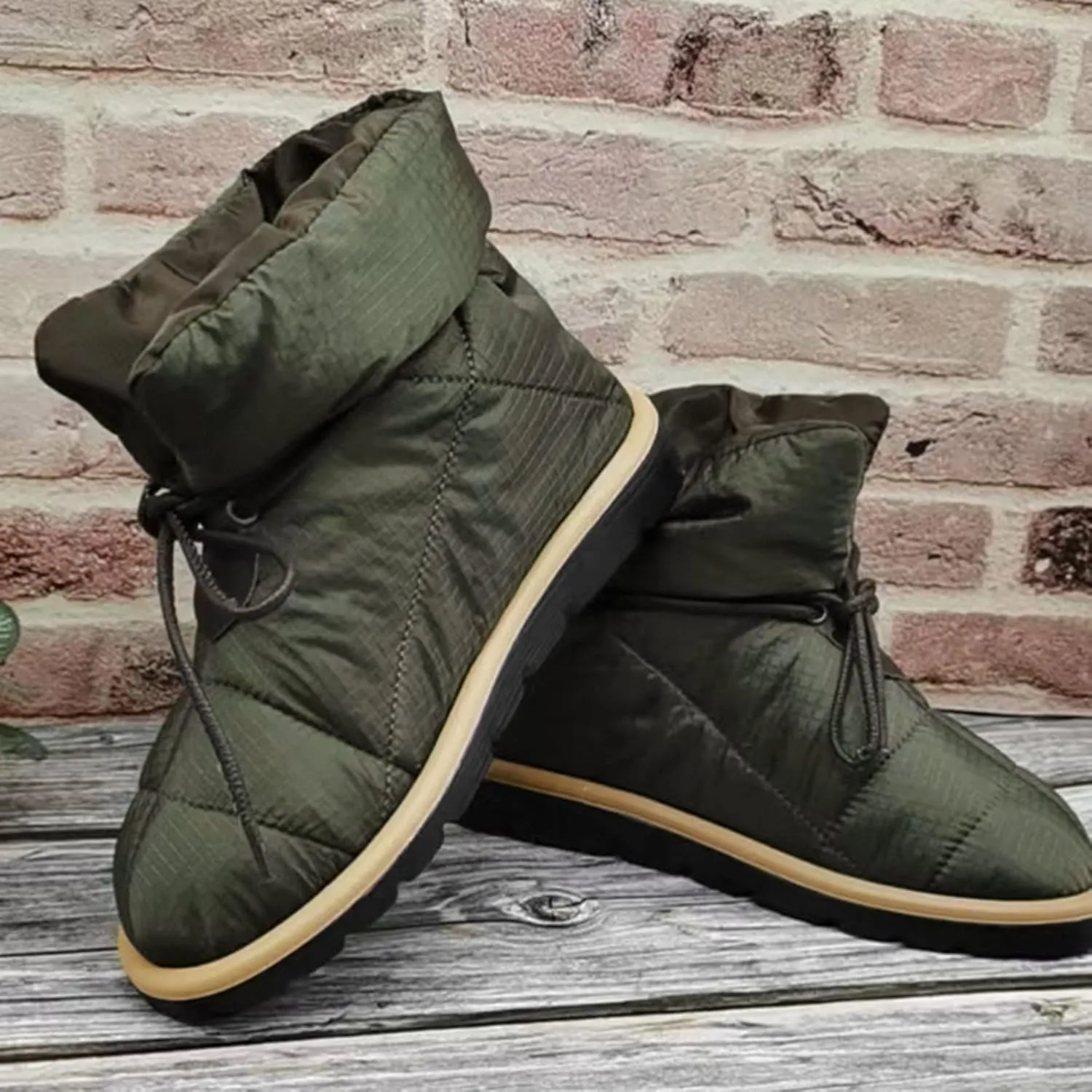 Water Proof Insulated Boots for Women Flat Bottom Non Slip Snow Boots Lace Up Winter Boots Rain and Snow Boots