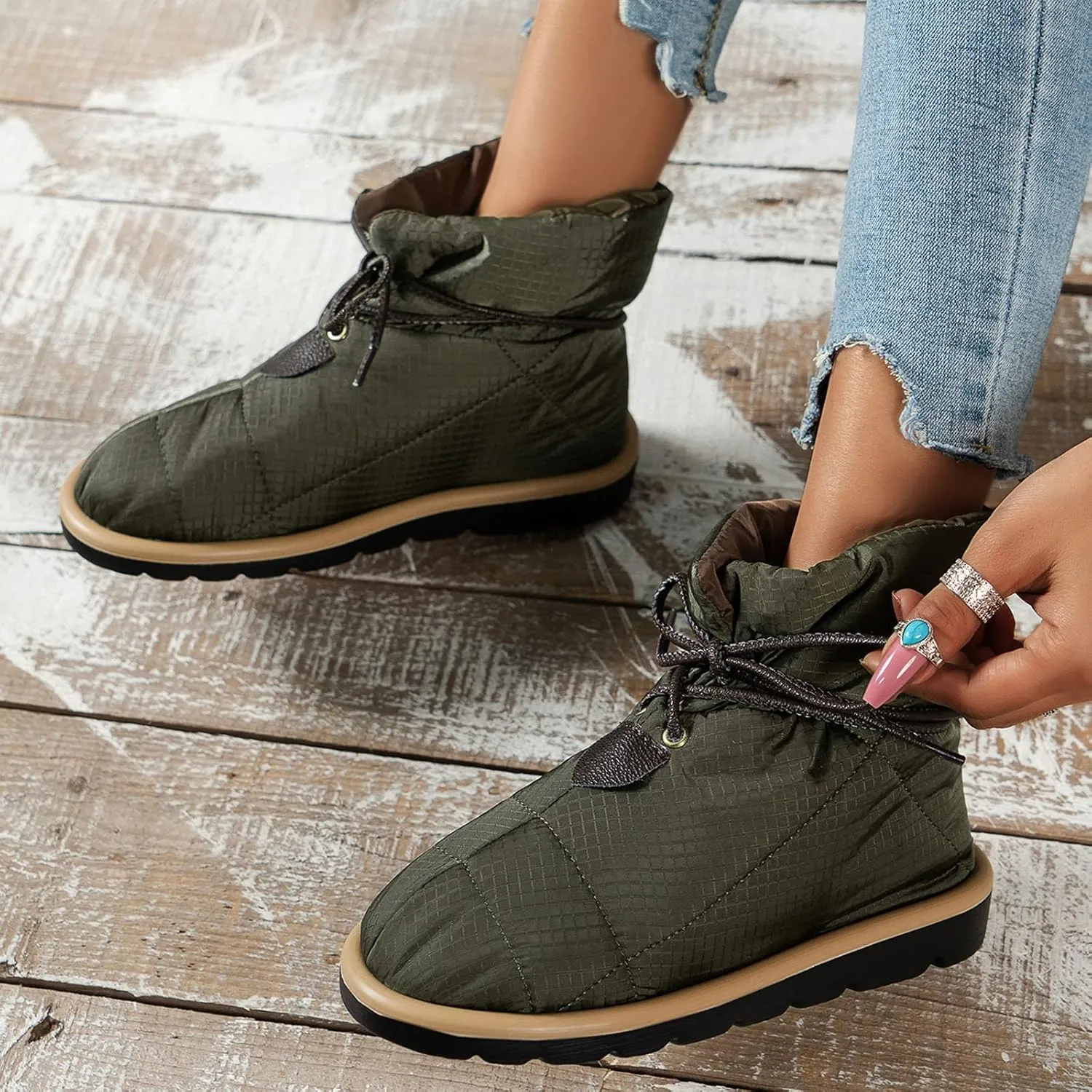 Water Proof Insulated Boots for Women Flat Bottom Non Slip Snow Boots Lace Up Winter Boots Rain and Snow Boots
