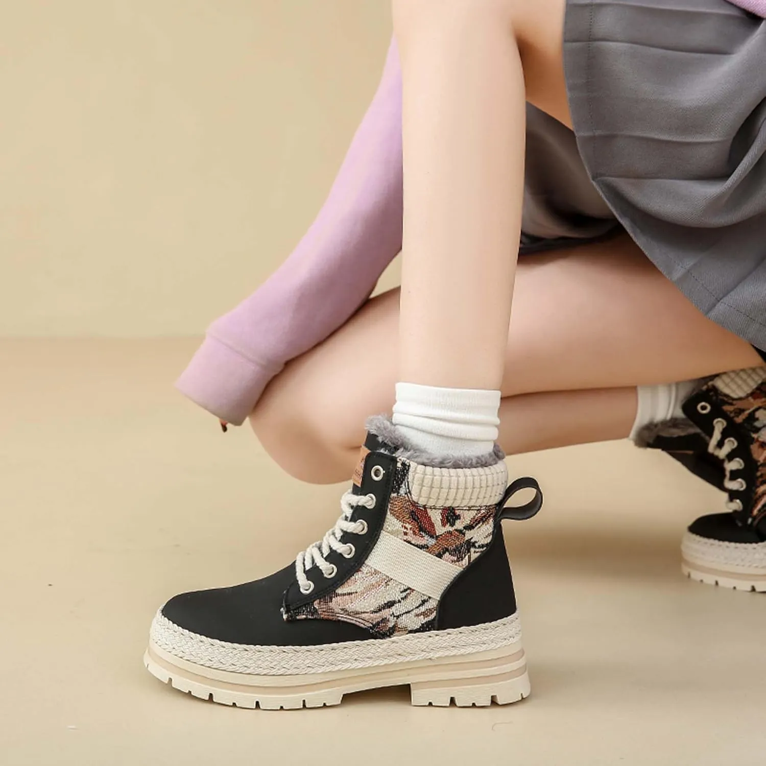 Women's snow boots with warm fur lining, winter boots with anti slip ankle boots, mid calf snow boots, waterproof and cold resistant outdoor women's walking shoes