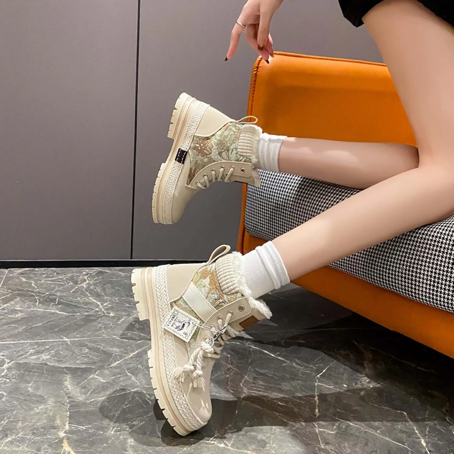 Women's snow boots with warm fur lining, winter boots with anti slip ankle boots, mid calf snow boots, waterproof and cold resistant outdoor women's walking shoes