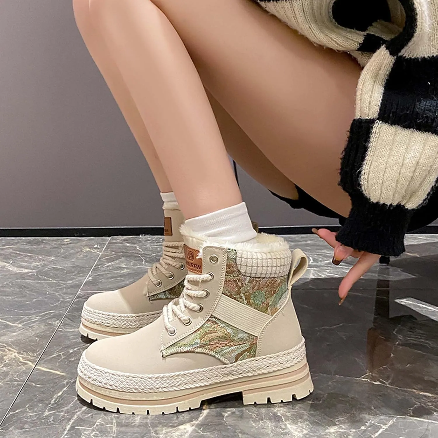 Women's snow boots with warm fur lining, winter boots with anti slip ankle boots, mid calf snow boots, waterproof and cold resistant outdoor women's walking shoes