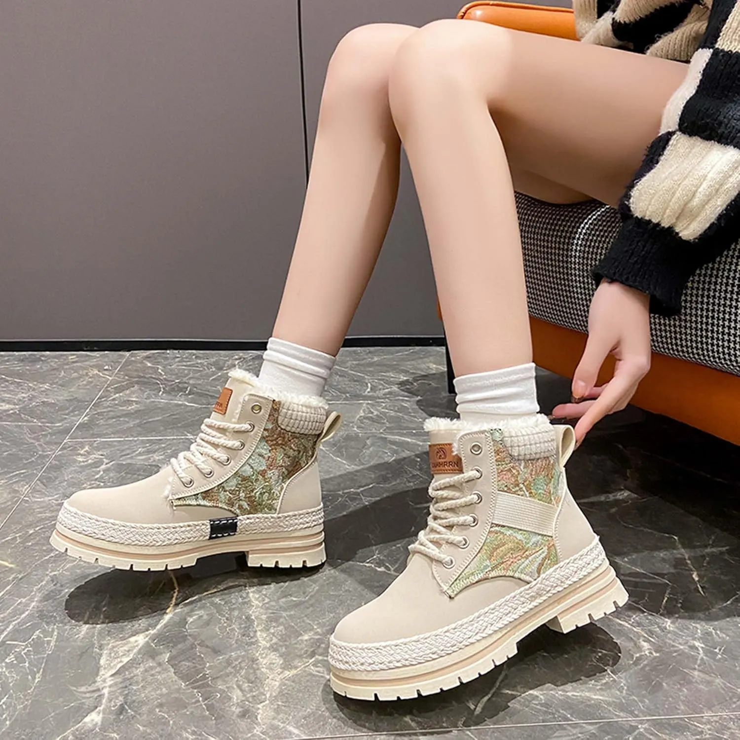 Women's snow boots with warm fur lining, winter boots with anti slip ankle boots, mid calf snow boots, waterproof and cold resistant outdoor women's walking shoes