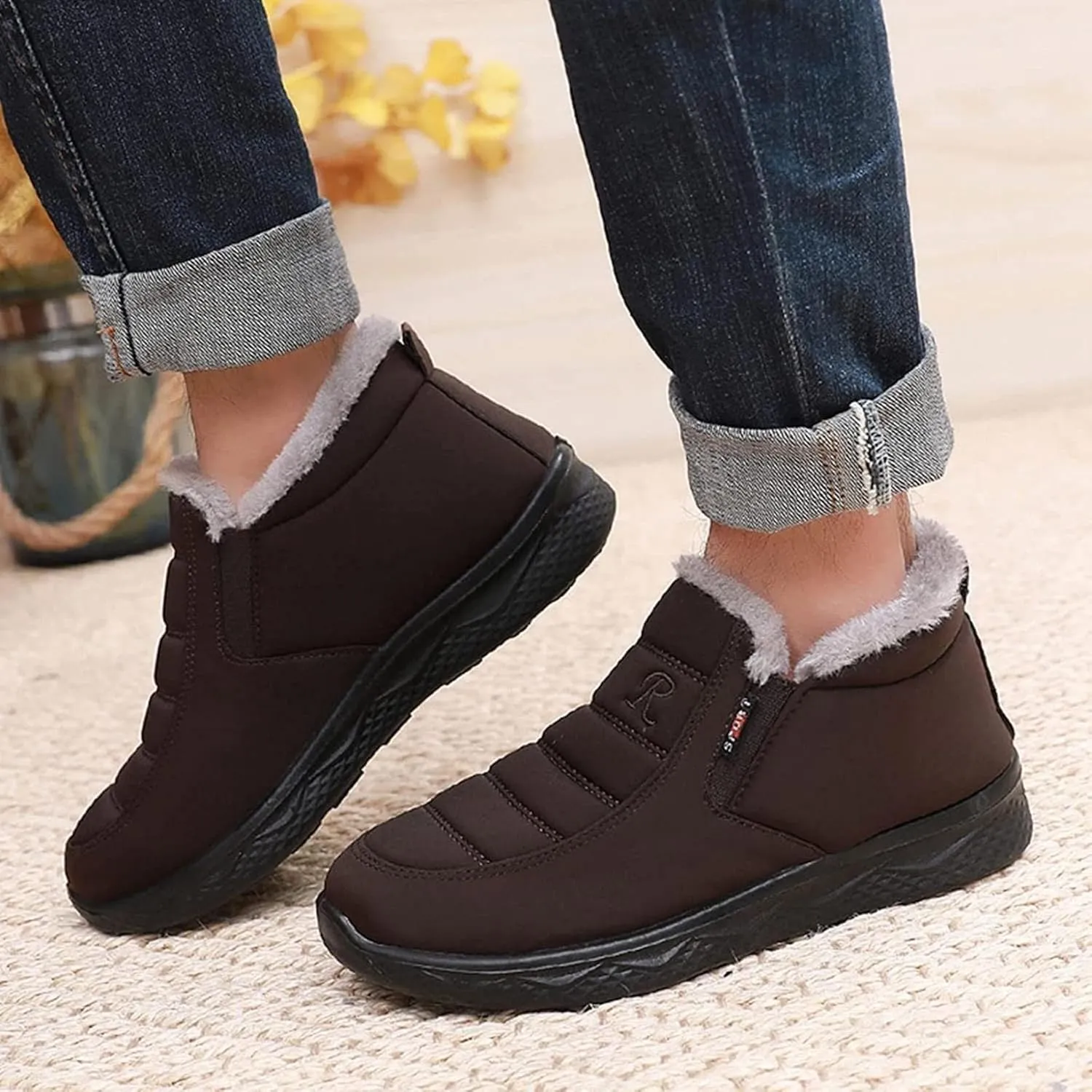 Yiozoi Men's Short Snow Boots Indoor and Outdoor Snow Proof Warm Velvet Walking Shoes Low Top Men's Casual Boots Anti Slip